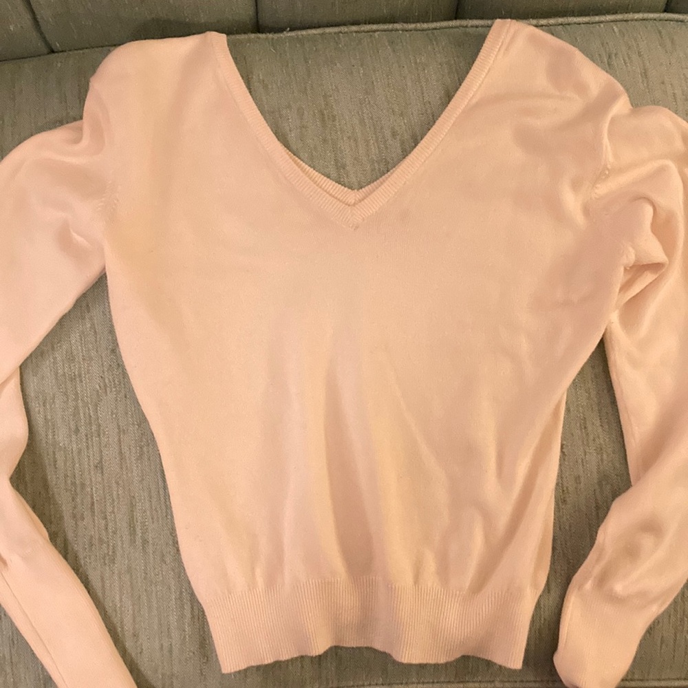 Small Fitted V Neck Cream Sweater weathervane